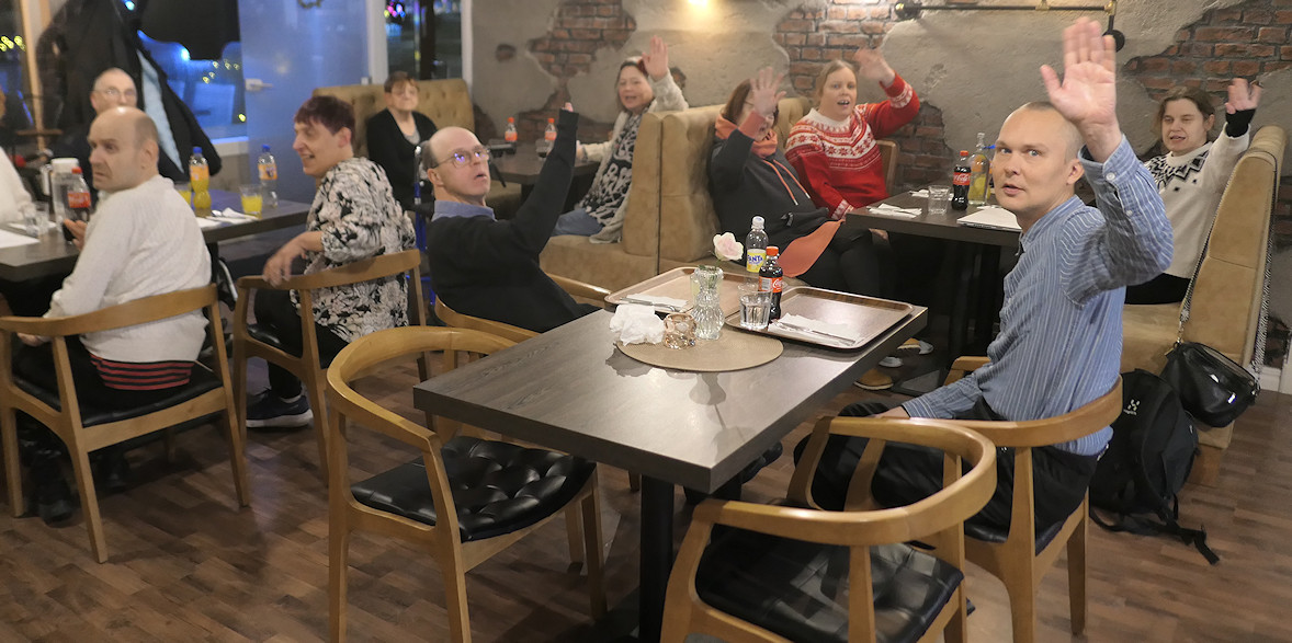 Heippa ja hyvää joulua! Tammikuussa jatketaan!